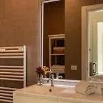 Zinnia Lakeview Appartement