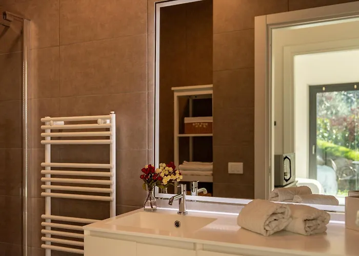 Zinnia Lakeview Lägenhet