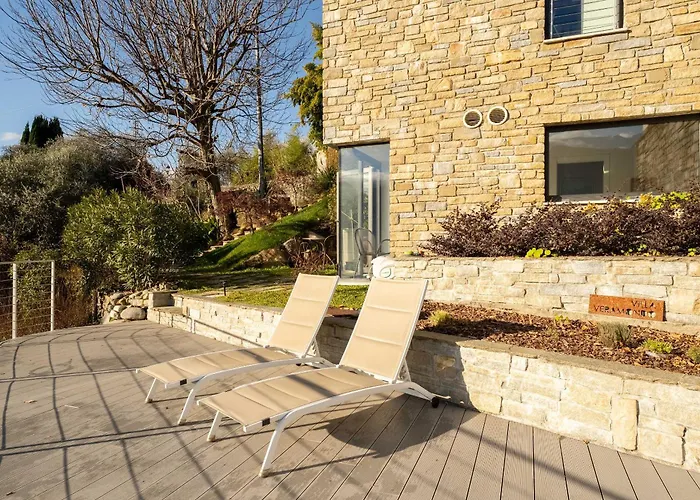 Lägenhet Zinnia Lakeview *