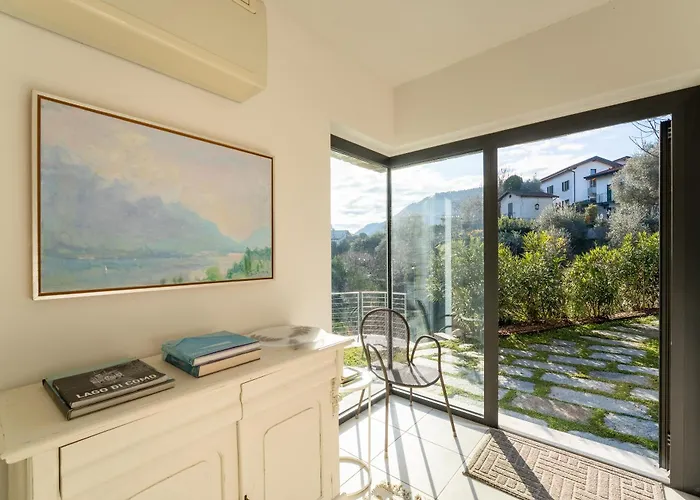 Zinnia Lakeview Lägenhet