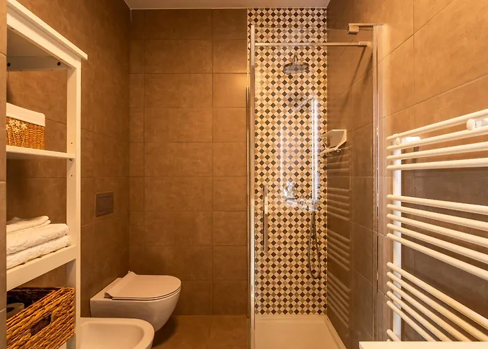 Zinnia Lakeview Apartment Bellagio