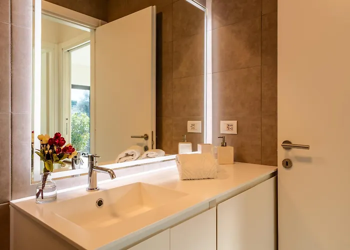 Lägenhet Zinnia Lakeview Bellagio