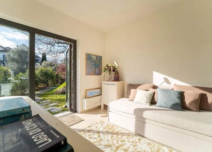 Zinnia Lakeview * 벨라지오